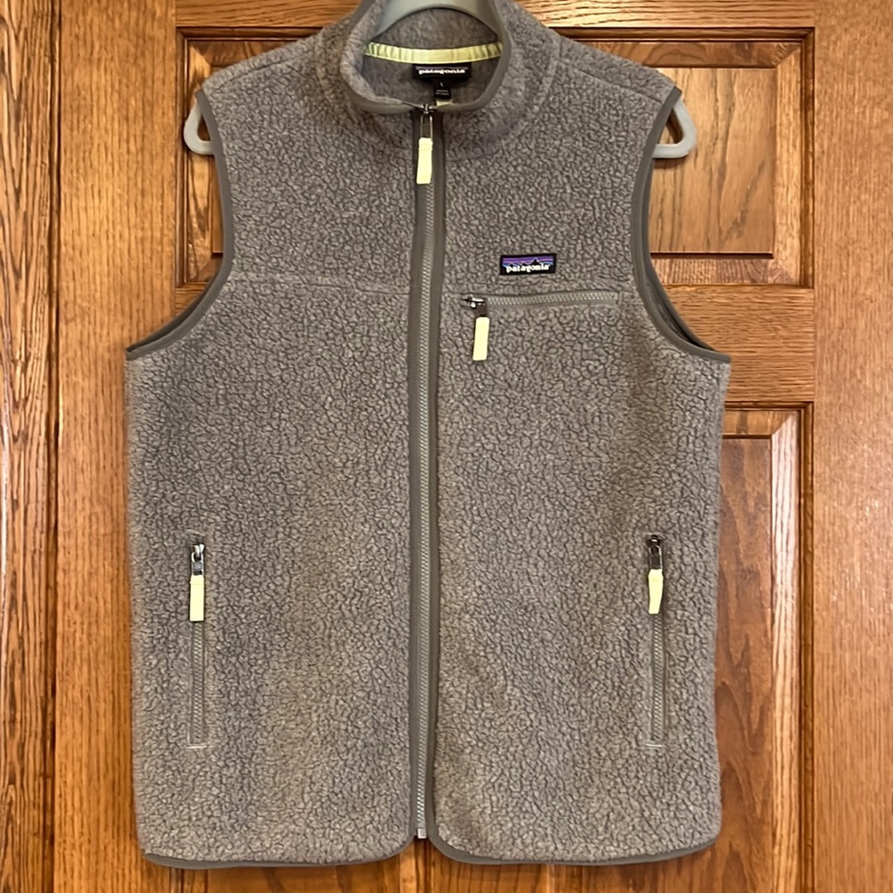 Women’s Patagonia fleece vest.